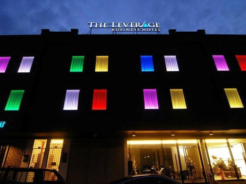 The Leverage Business Hotel - Bandar Baru Mergong Алор-Сетар Экстерьер фото